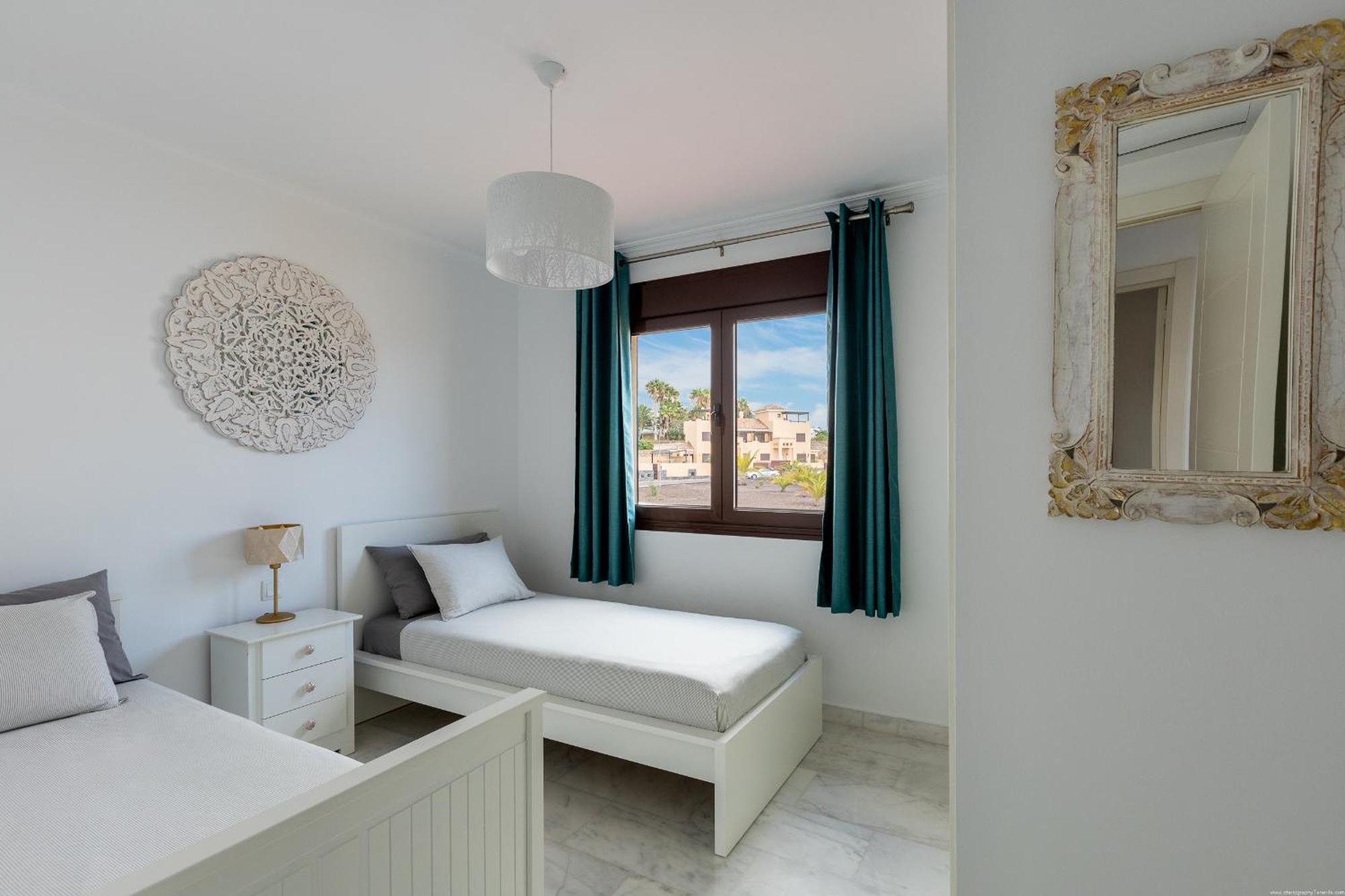 Villa With 4 Bedrooms And Private Heated Pool San Miguel de Abona Esterno foto