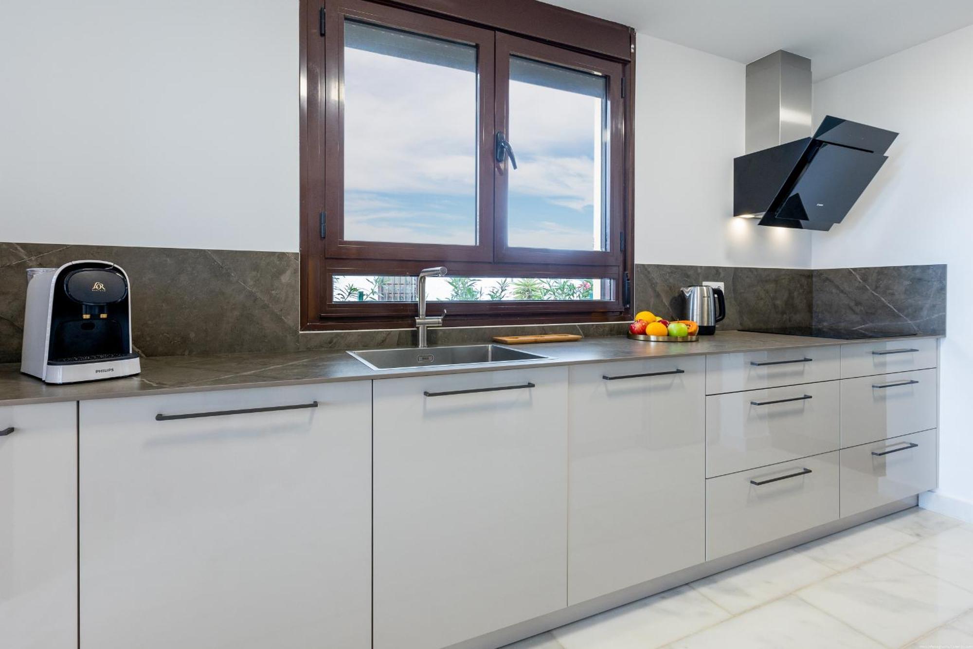 Villa With 4 Bedrooms And Private Heated Pool San Miguel de Abona Esterno foto